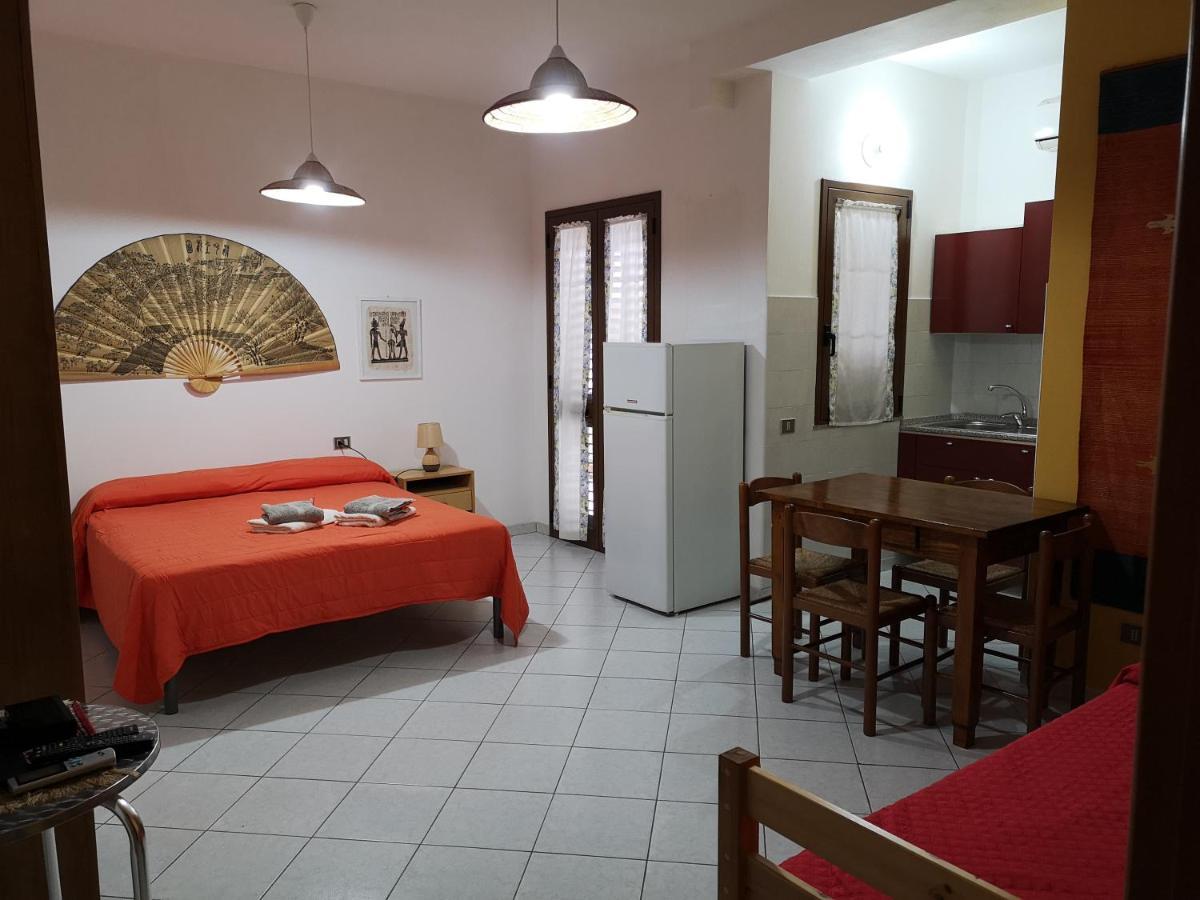 Casa Vacanze Rose E Fiori Sardegna San Vito  Eksteriør billede